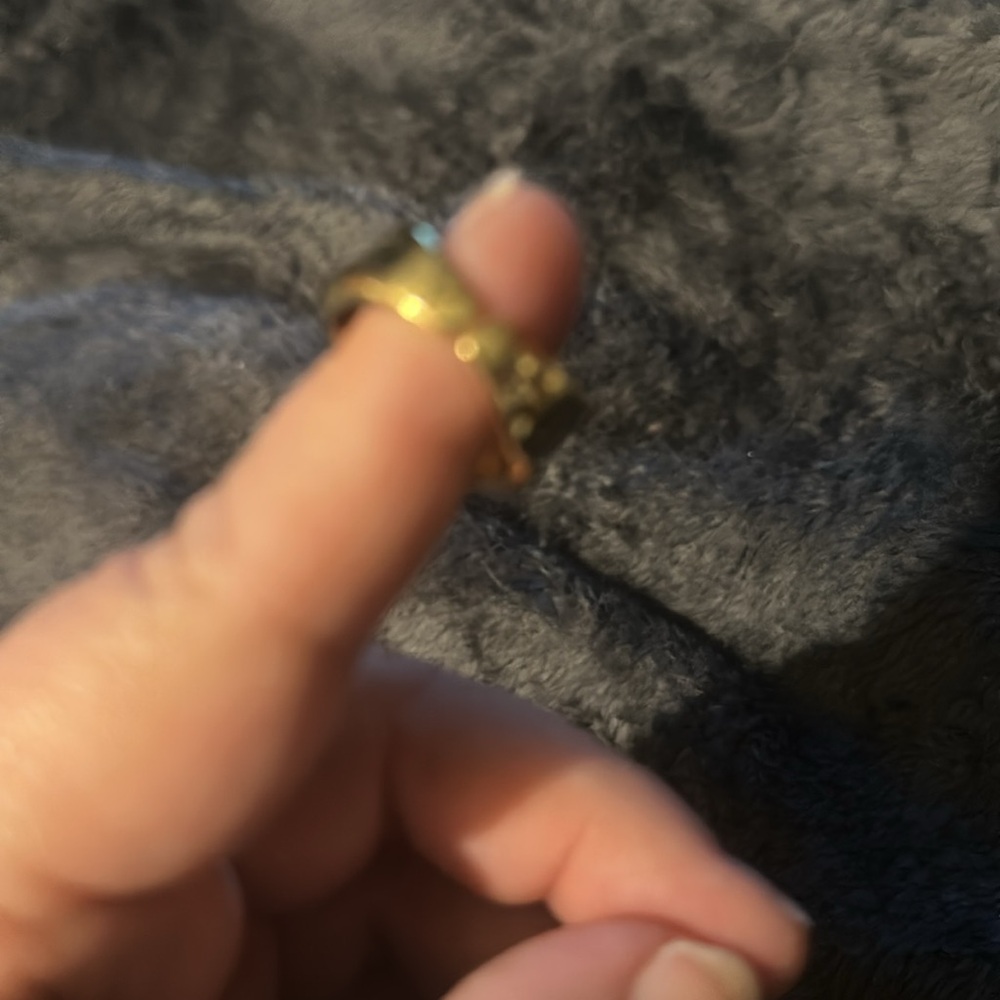 Adjustable 
Gold - Picture 3 of 4
